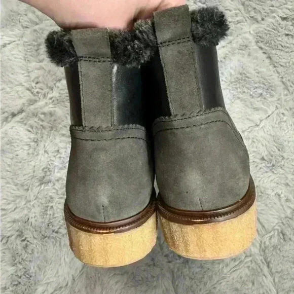 Pikolinos Leather Chelsea Boots Zip Up Faux Fur Trim In Black NWOT - Picture 7 of 12